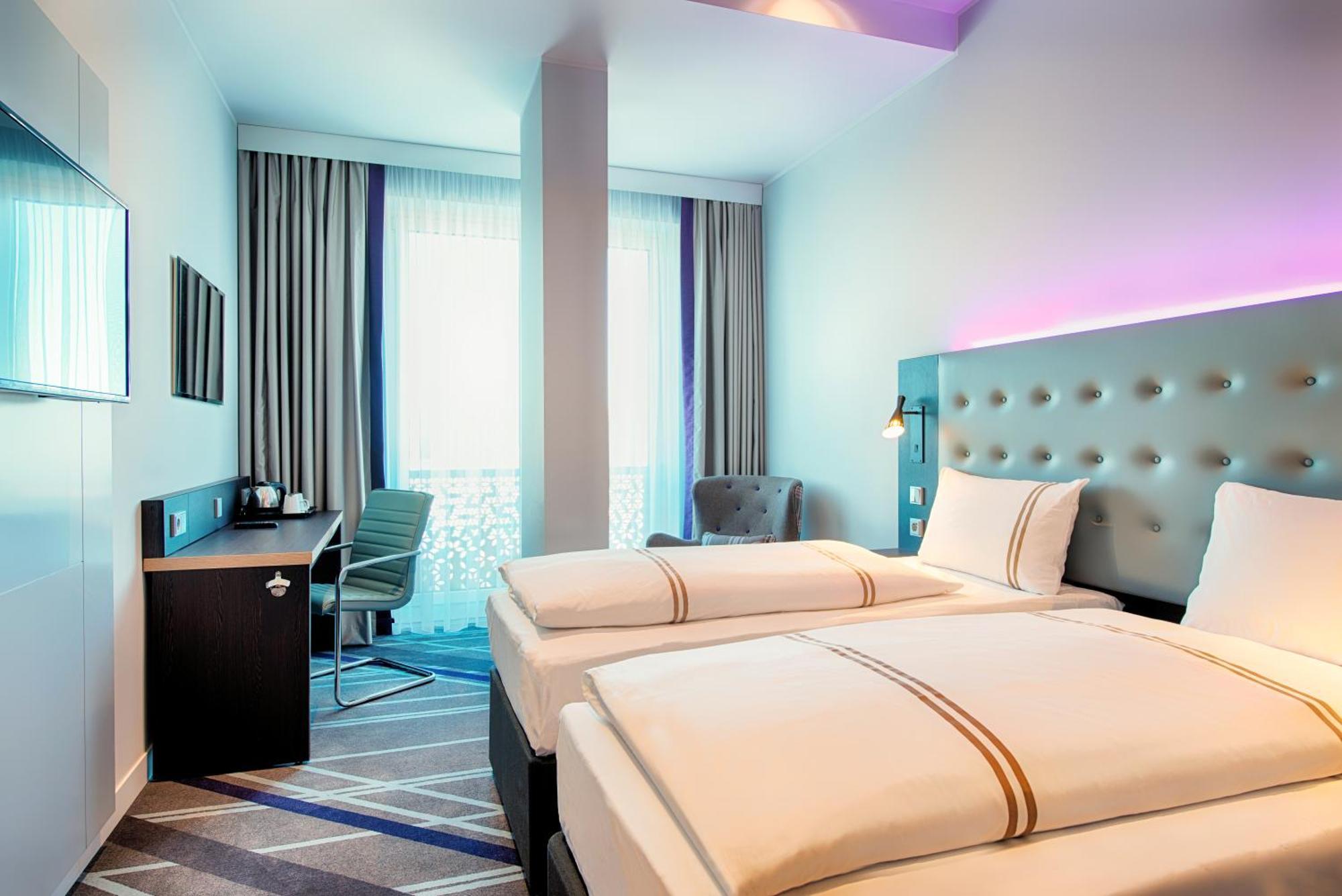 Premier Inn Luebeck City Stadtgraben Екстериор снимка